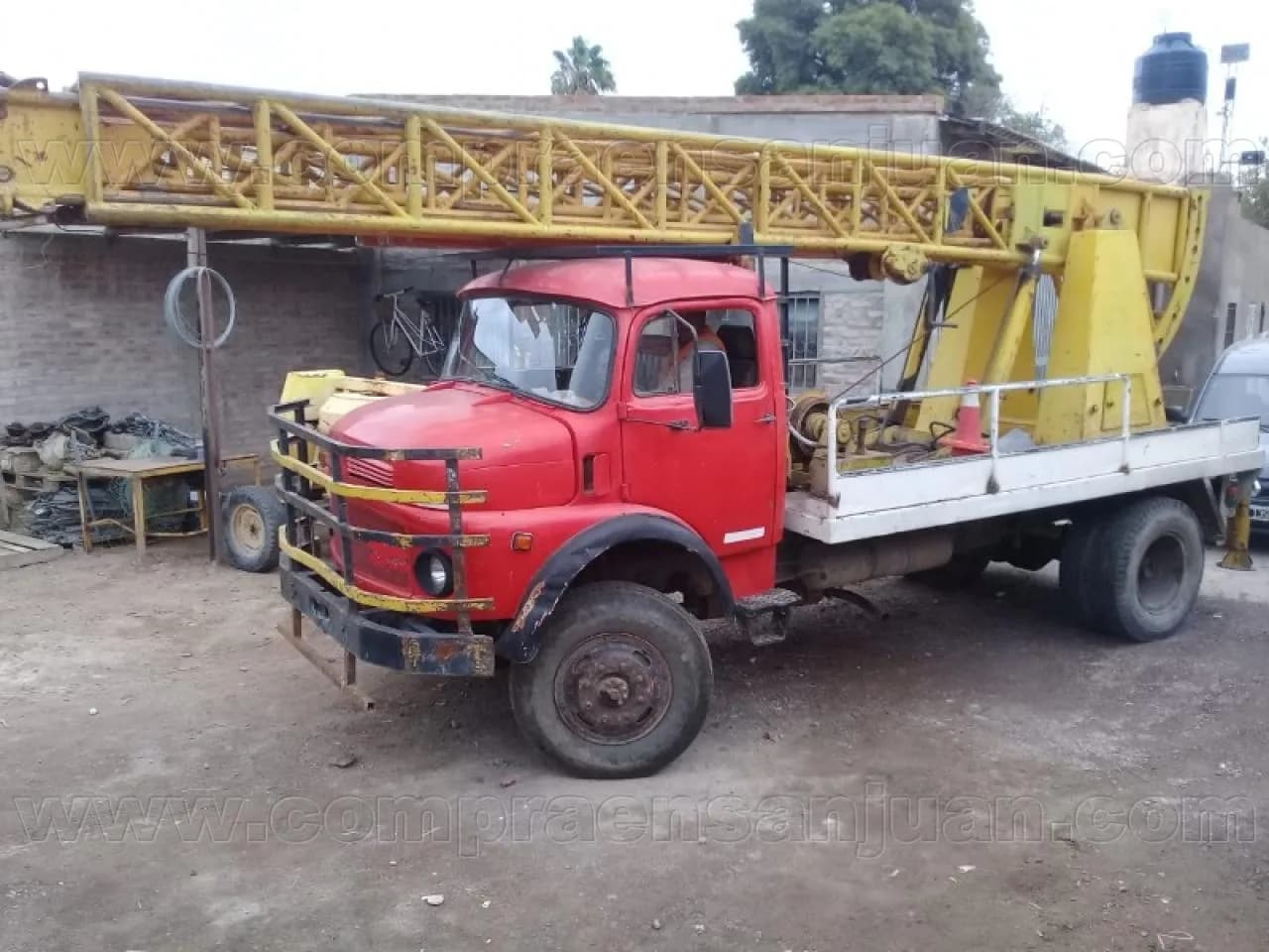 Grúa Mercedes Benz 1112/42