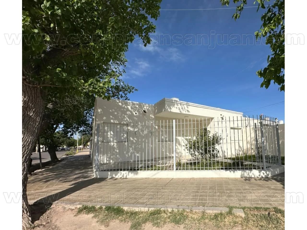 Alquiler Casa 4 Dormitorios. Rawson