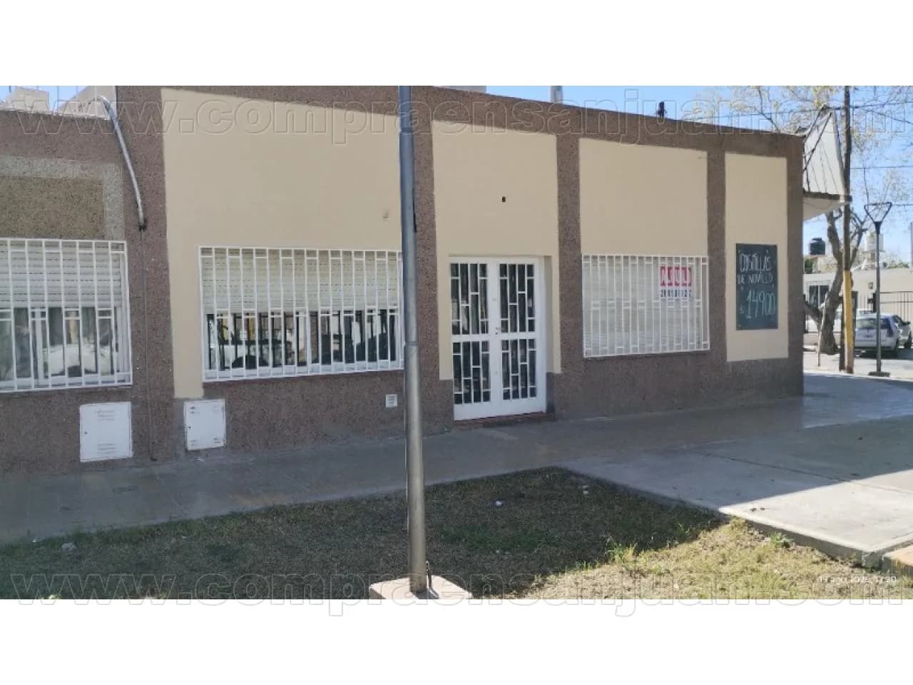 Alquiler Salon Comercial En Capital, Calle Maipu Casi Esquina Pueyrredon