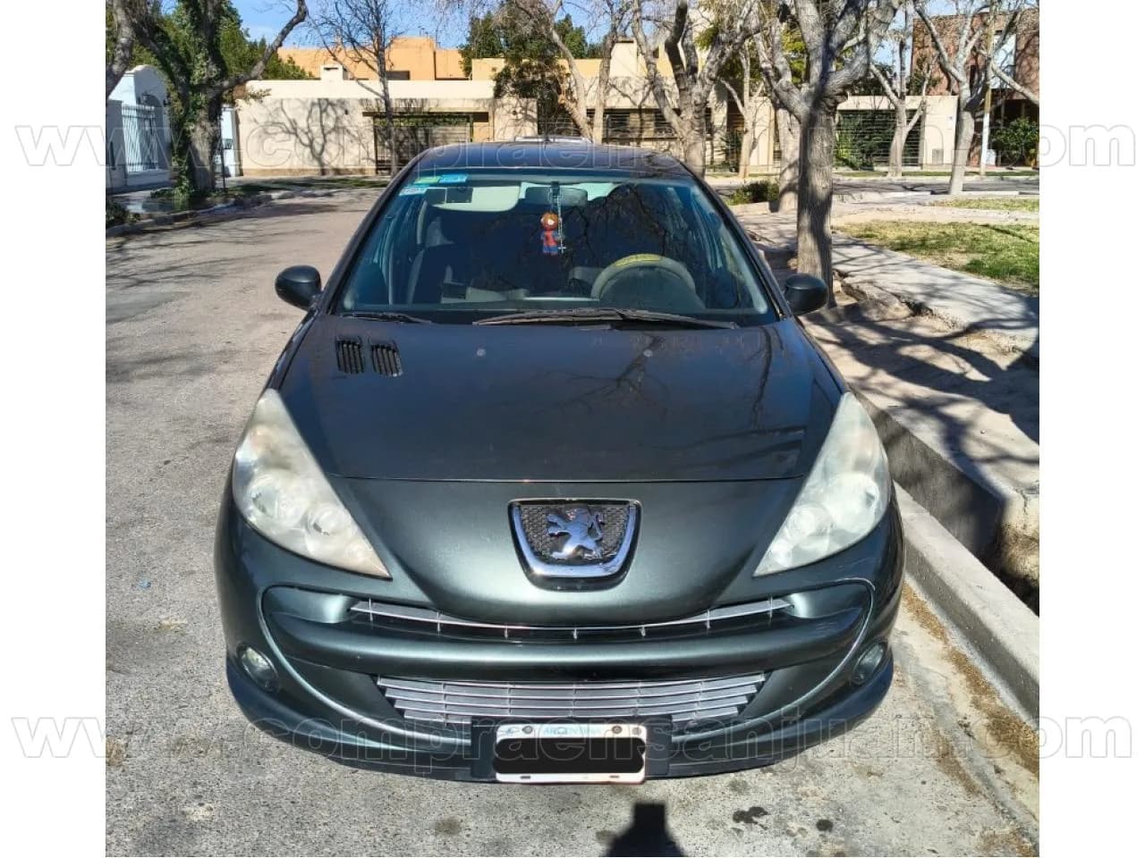Peugeot 207 Compact 2012