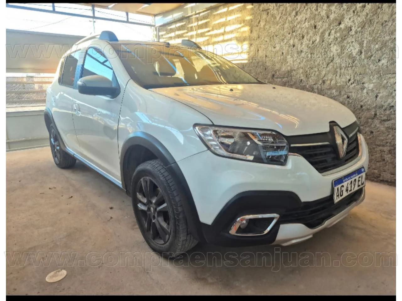 Renault Stepway Intense 1.6 16v, 2024