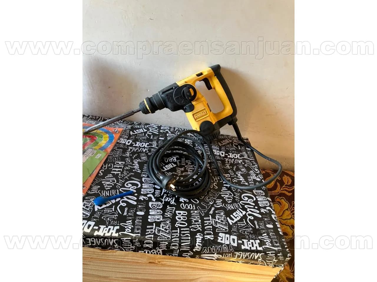 Rotomartillo Dewalt 800w