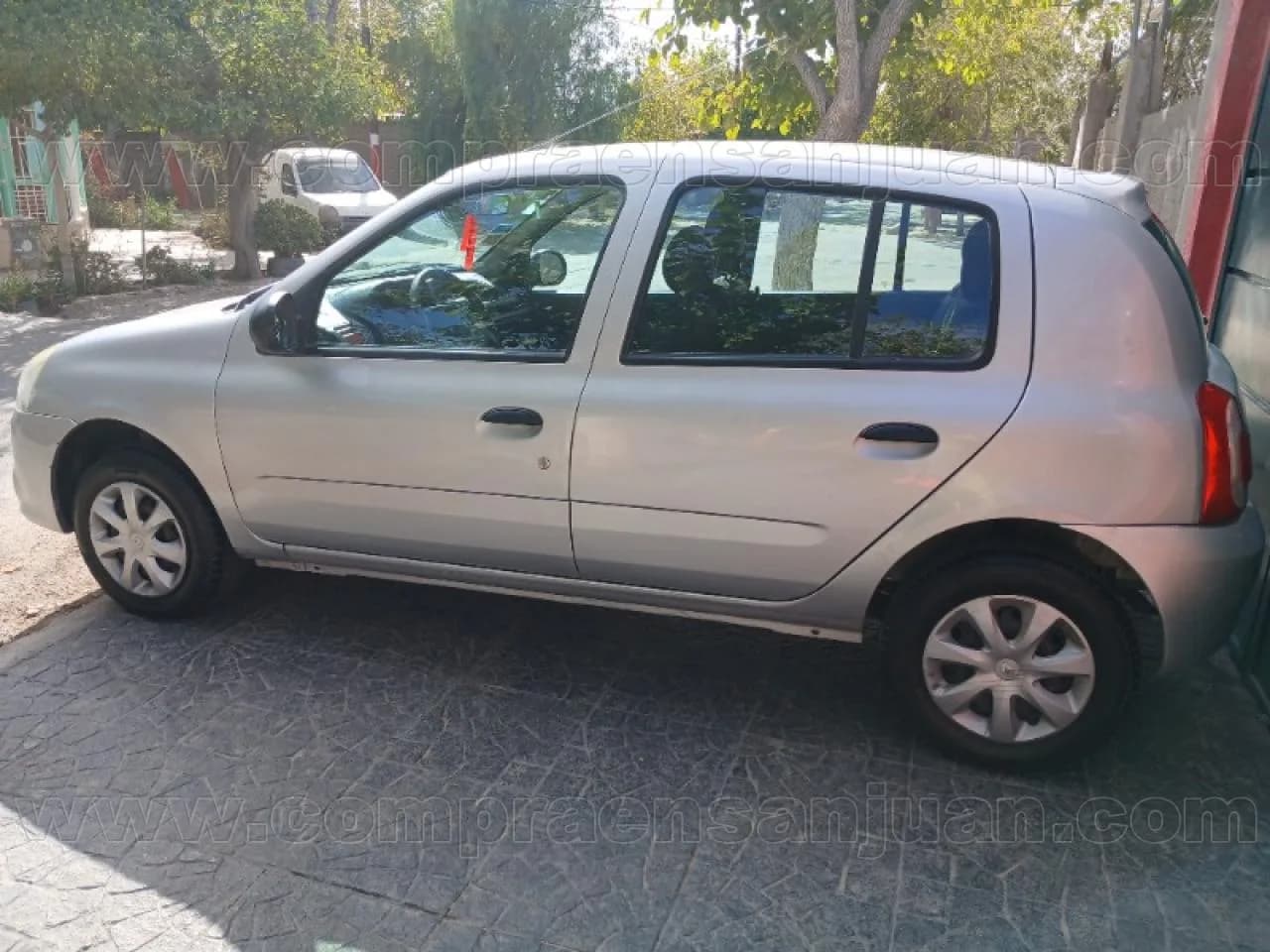 Permuto Mayor Valor. Renault Clio Mio 2013 Titular Al Dia