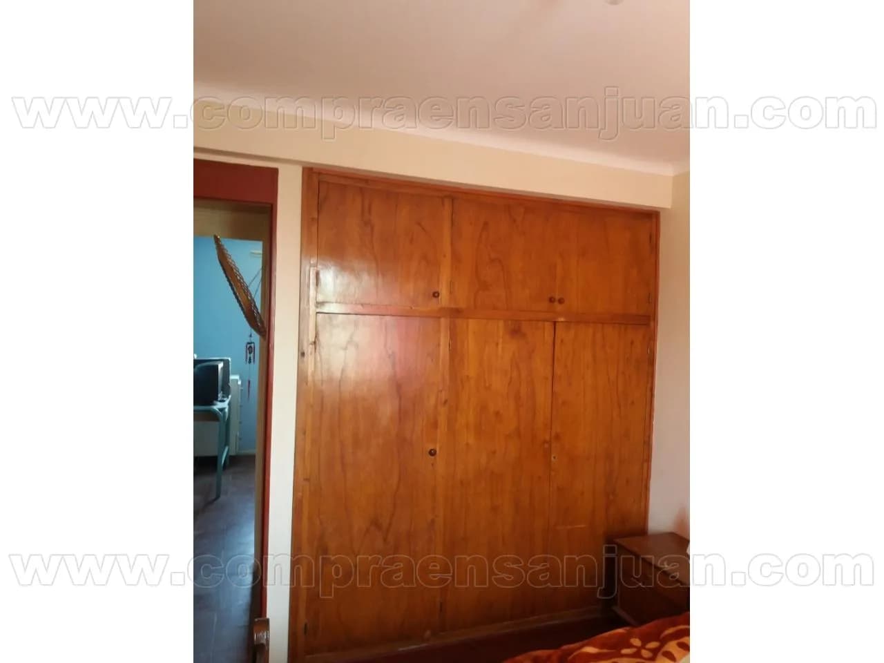 Alquiler Amplio Dpto Sin Expensas Proximo Axion Calle Coll. Rivadavia