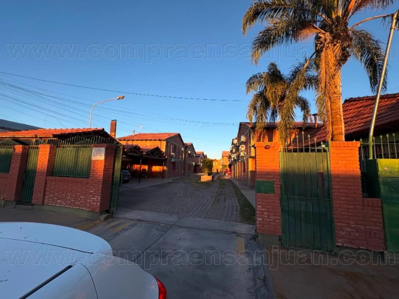 Alquiler Duplex. Rawson