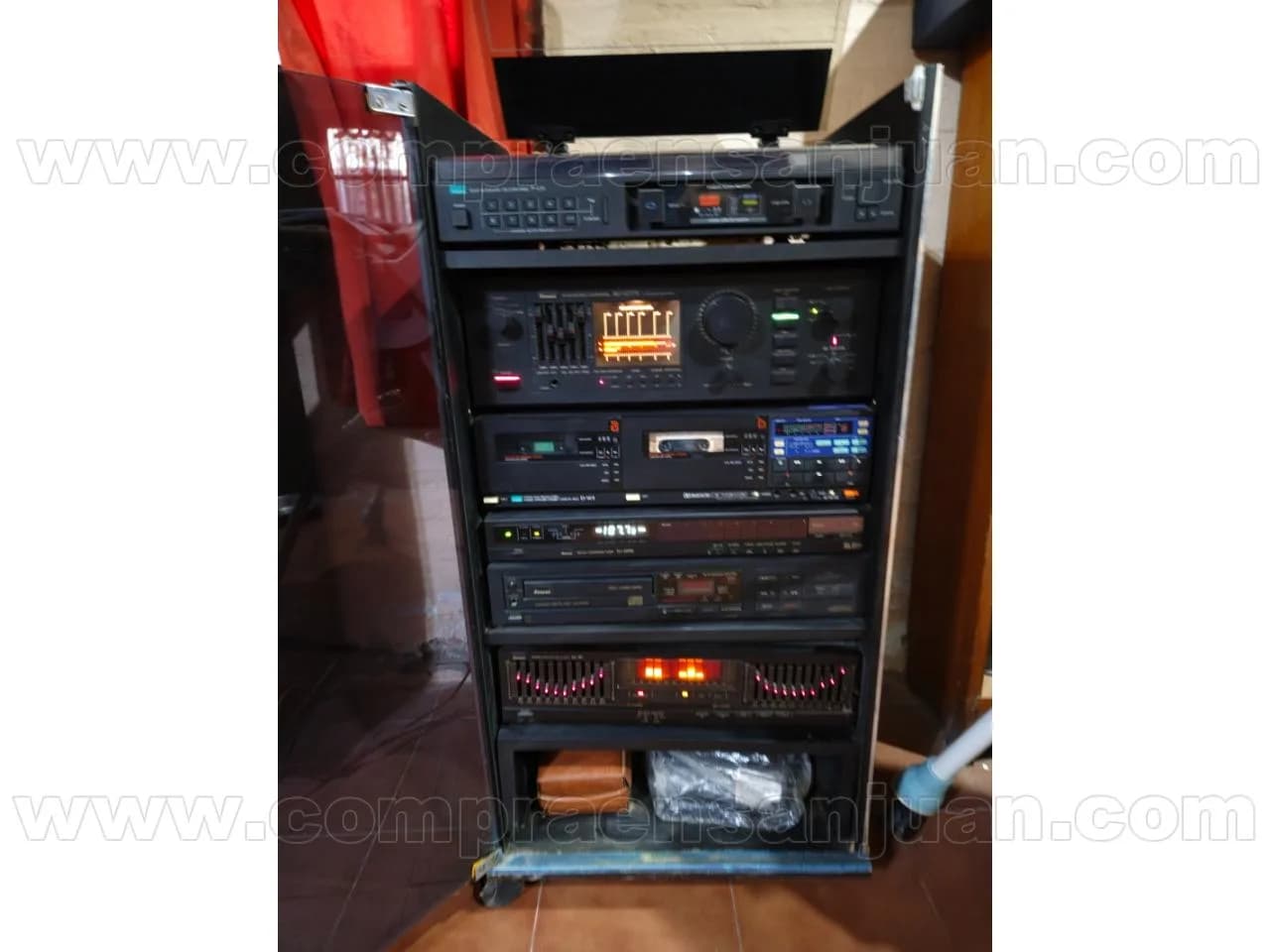 Equipo Sansui , Japón