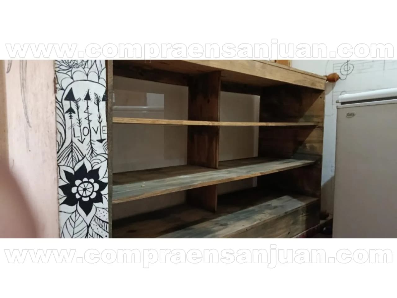 Estantería, Mostrador Y Freezer