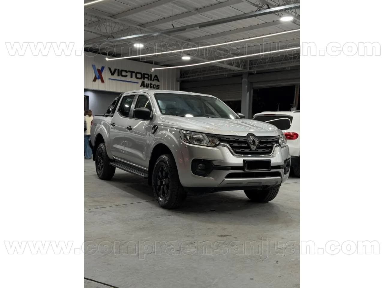 Renault Alaskan Intens Noir At 0km