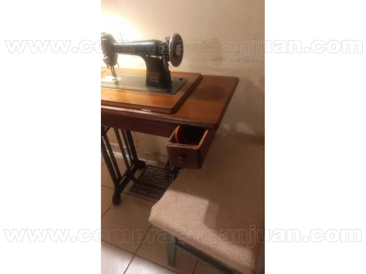 Maquina De Coser Flecha