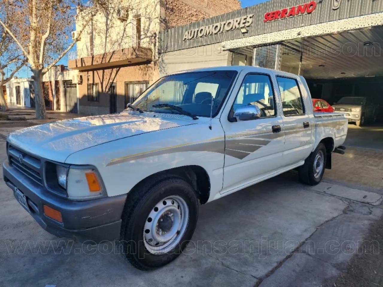 Toyota Hilux Dlx 2000