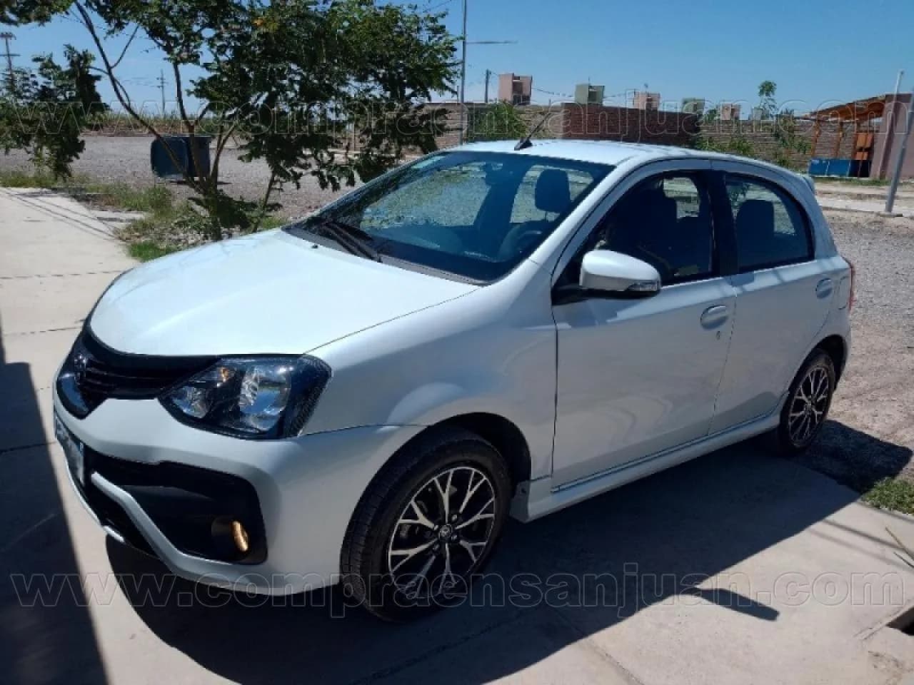 Toyota Etios Xls Pack At Impecable,