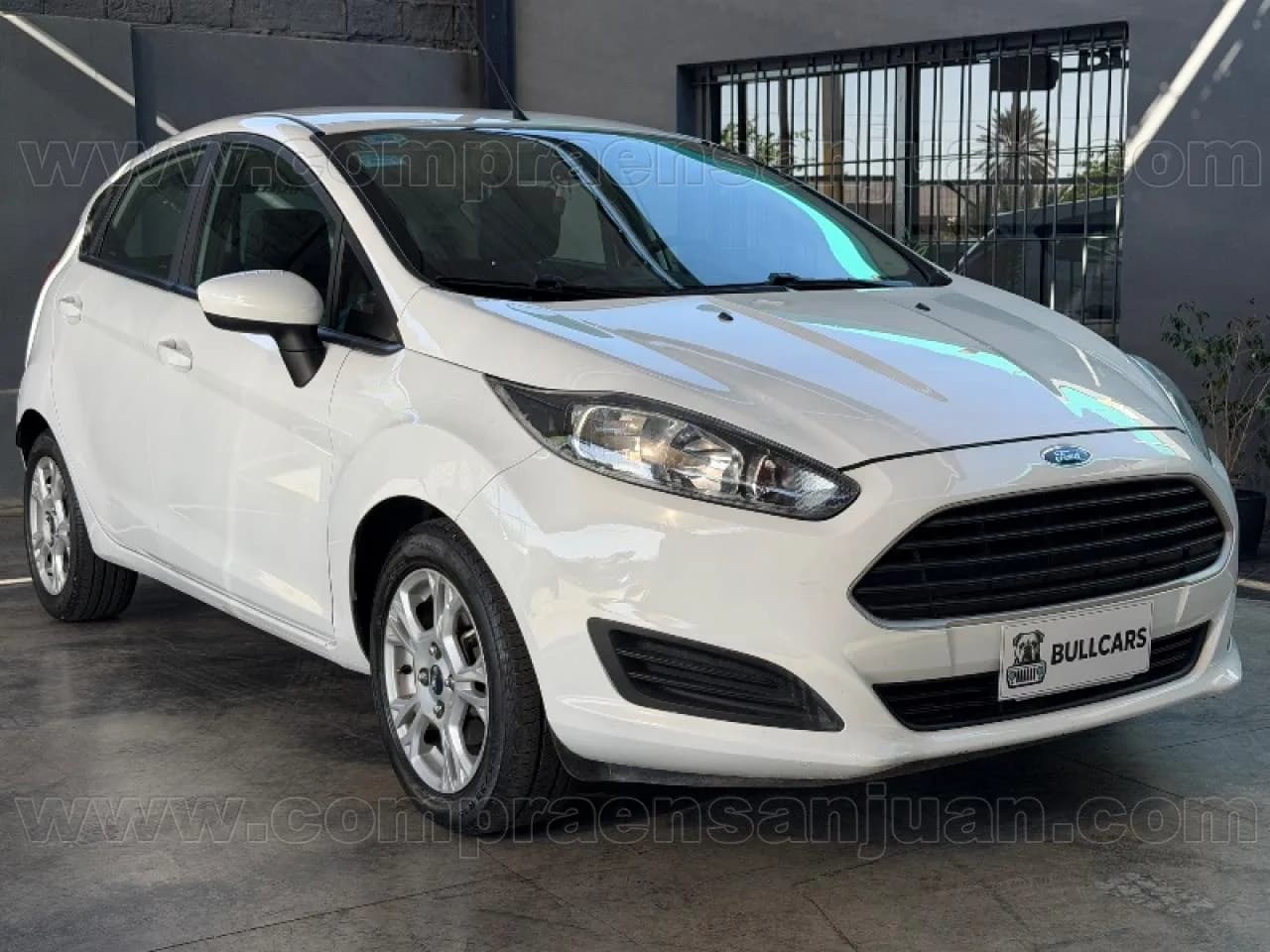 Ford Fiesta Kinetic S Plus 2015 - 105.000 Km